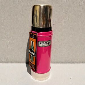 VINTAGE Aladdin Stanley Hot Pink Stainless Steel Char-Vac Vacuum Bottle .47 L